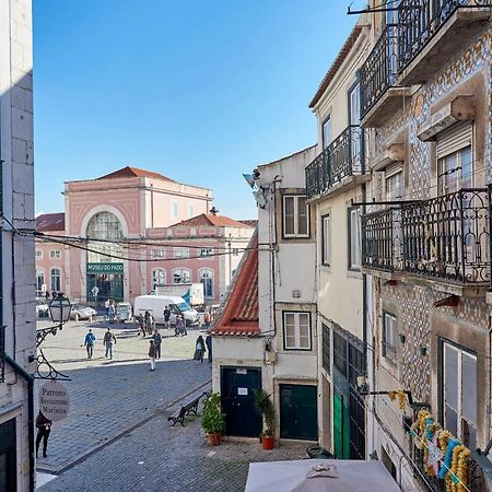 Charming Apartment In Alfama Lisboa Kültér fotó