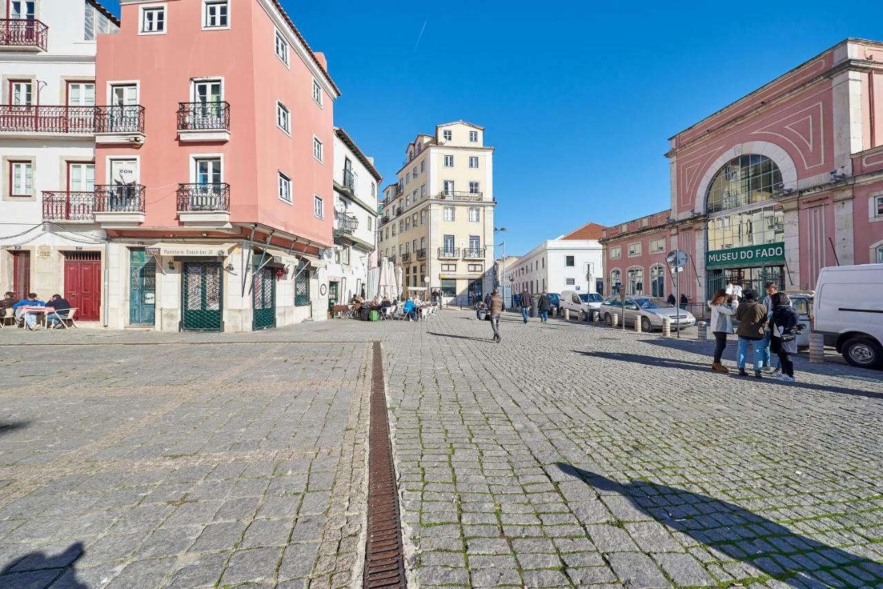 Charming Apartment In Alfama Lisboa Kültér fotó