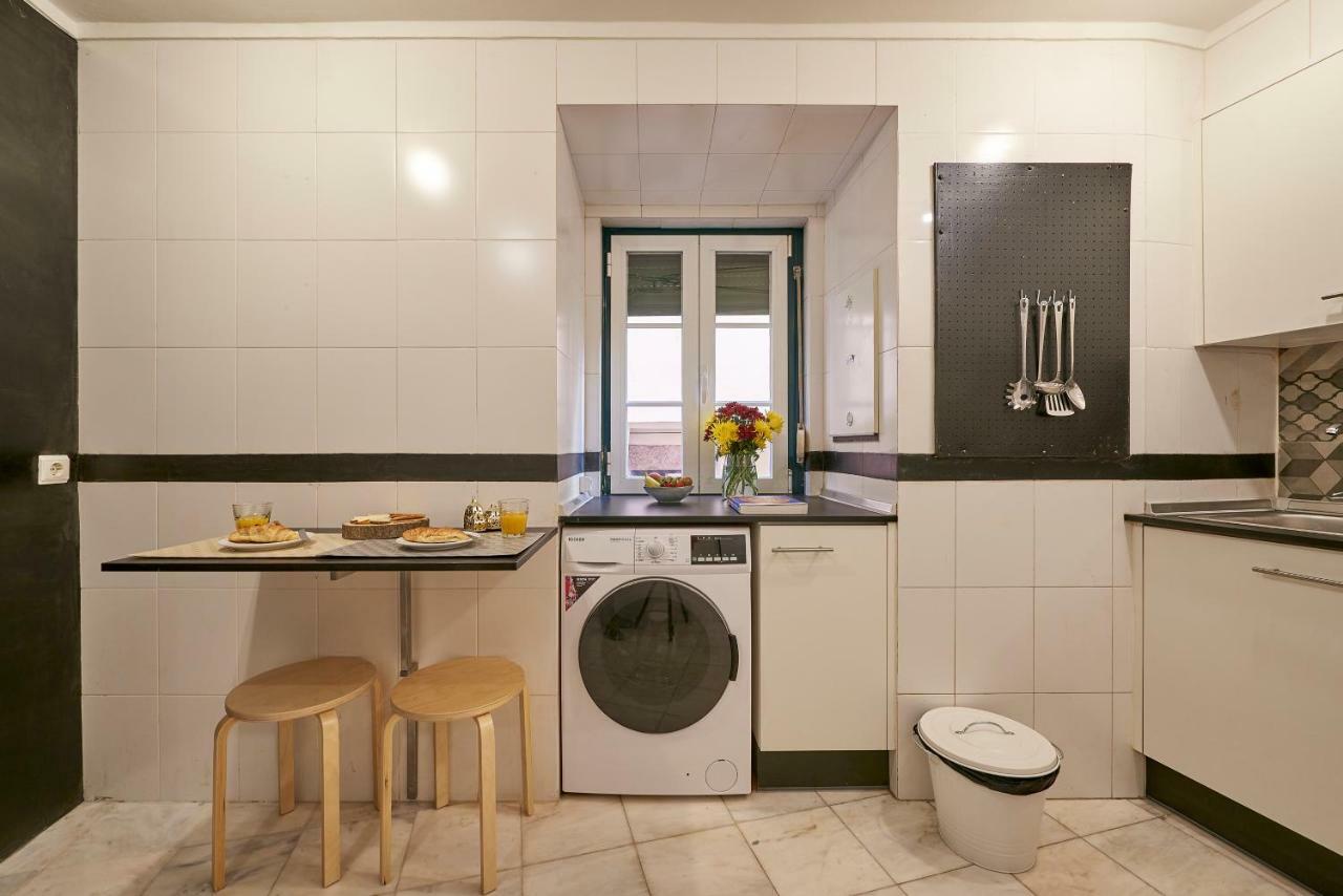 Charming Apartment In Alfama Lisboa Kültér fotó